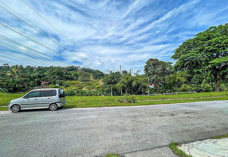 FACING OPEN Single Storey Terrace Taman Teratai 