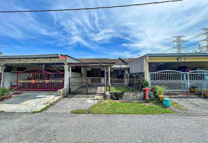 FACING OPEN Single Storey Terrace Taman Teratai 