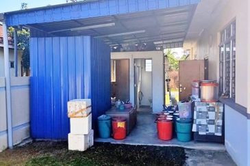RUMAH CANTIK Banglo Setingkat Taman Pantai Sepang Putra Sg Pelek 