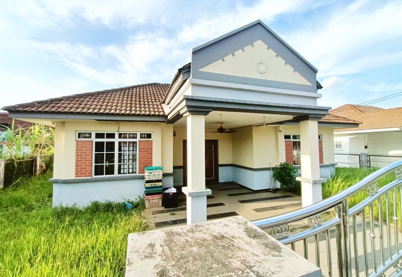 RUMAH CANTIK Banglo Setingkat Taman Pantai Sepang Putra Sg Pelek 