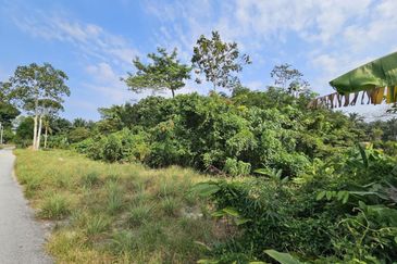 Tanah Pertanian Zoning Kediaman Sungai Jai Beranang Sebelah Mahkota Hill