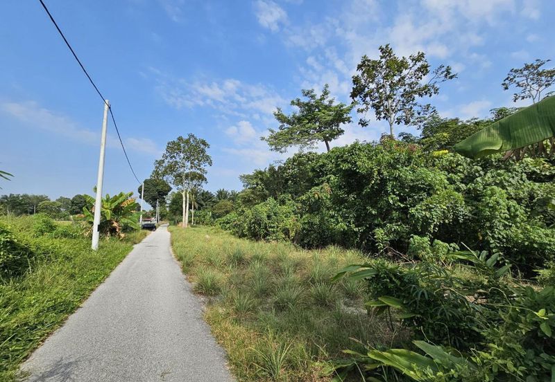 Tanah Pertanian Zoning Kediaman Sungai Jai Beranang Sebelah Mahkota Hill