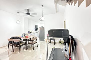 Setia Warisan Tropika (Belladonna)