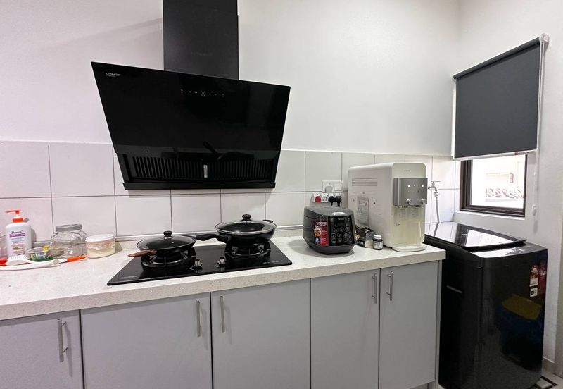 Setia Warisan Tropika (Belladonna)