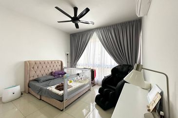 Setia Warisan Tropika (Belladonna)