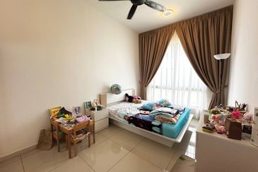 Setia Warisan Tropika (Belladonna)