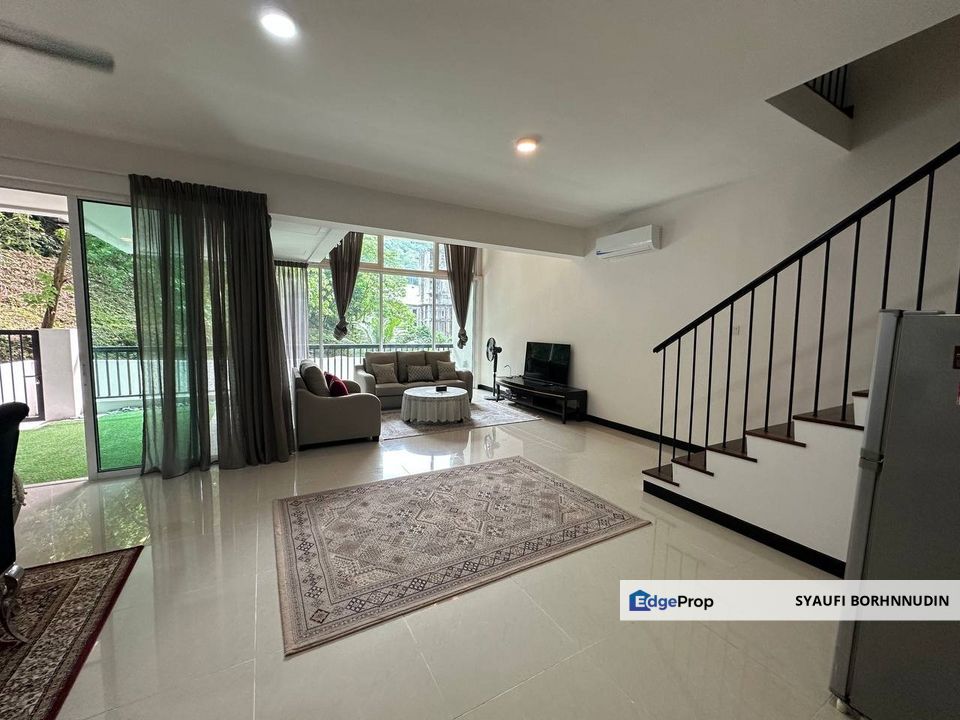 FULLY FURNISHED END LOT UNIT DUPLEX Armanee Terrace 2 Damansara Perdana , Selangor, Damansara Perdana