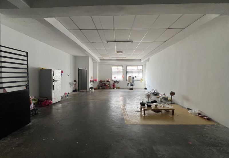 Strategic Location Double Storey Shoplot Pusat Perniagaan Gemilang Kota Warisan 