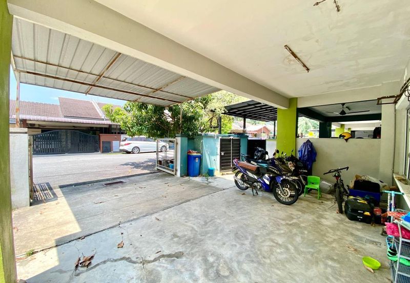 CORNER LOT Single Storey Terrace Taman Amanah Jenjarom 