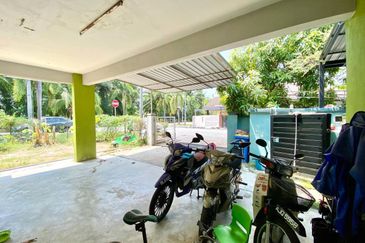 CORNER LOT Single Storey Terrace Taman Amanah Jenjarom 