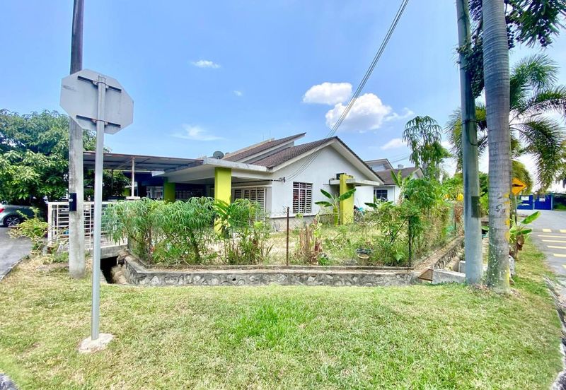 CORNER LOT Single Storey Terrace Taman Amanah Jenjarom 