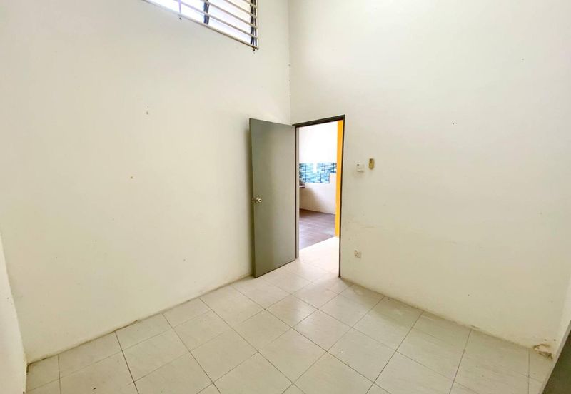 CORNER LOT Single Storey Terrace Taman Amanah Jenjarom 