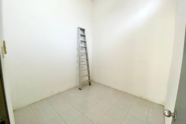 CORNER LOT Single Storey Terrace Taman Amanah Jenjarom 