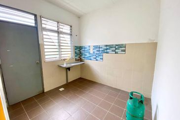 CORNER LOT Single Storey Terrace Taman Amanah Jenjarom 