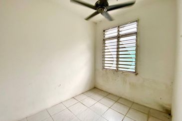 CORNER LOT Single Storey Terrace Taman Amanah Jenjarom 