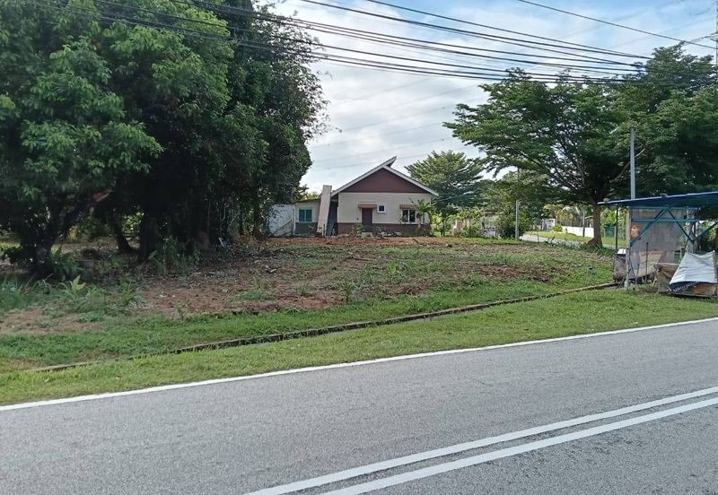 Below Market Lot Banglo Kg Sesapan Batu Mianangkabau Beranang 