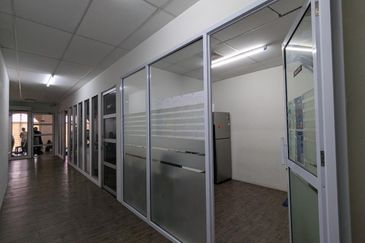 Below Mv Fully Tenanted Double Storey Shoplot Plaza Jelutong 