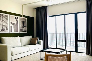 Fully Furnished Huni @ Eco Ardence Setia Alam 