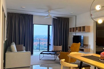 Fully Furnished Huni @ Eco Ardence Setia Alam 