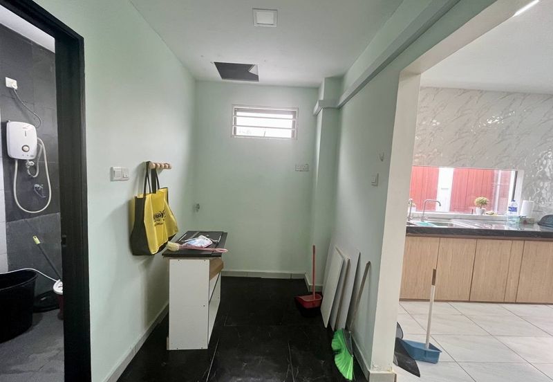 Renovated Corner Lot Double Storey Semi D Taman Mentari Semenyih 