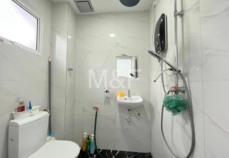 Renovated Double Storey Terrace Mayang Sari Taman TTDI Jaya Seksyen U2 