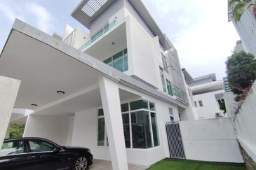 Clover Garden Residences