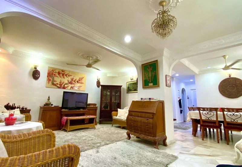 Fully Furnished Renovated Double Storey Terrae Taman Jasmin Kajang 