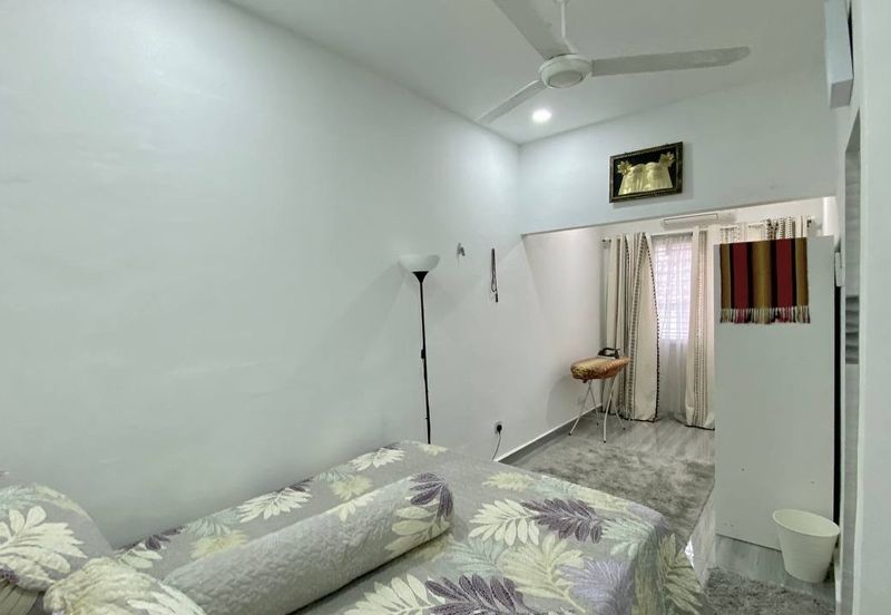 Fully Furnished Renovated Double Storey Terrae Taman Jasmin Kajang 