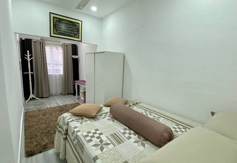 Fully Furnished Renovated Double Storey Terrae Taman Jasmin Kajang 