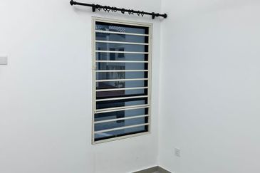 WOODBURY @ MAHKOTA HILLS