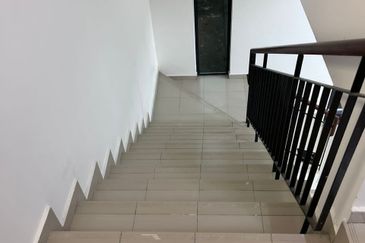 WOODBURY @ MAHKOTA HILLS