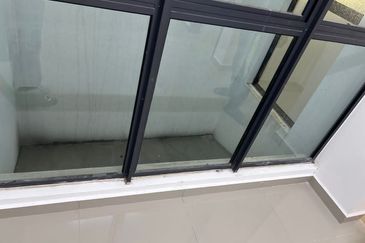 WOODBURY @ MAHKOTA HILLS