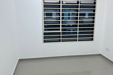 WOODBURY @ MAHKOTA HILLS