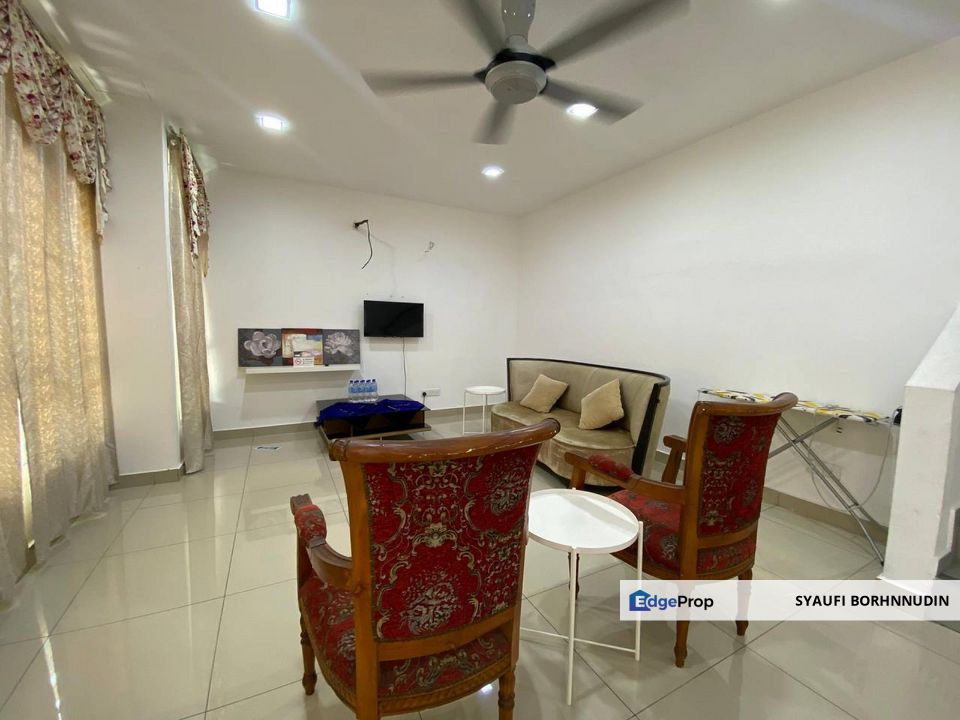 End Lot Partial Furnished Double Storey Terrace Desa Camelia , Selangor, Kajang