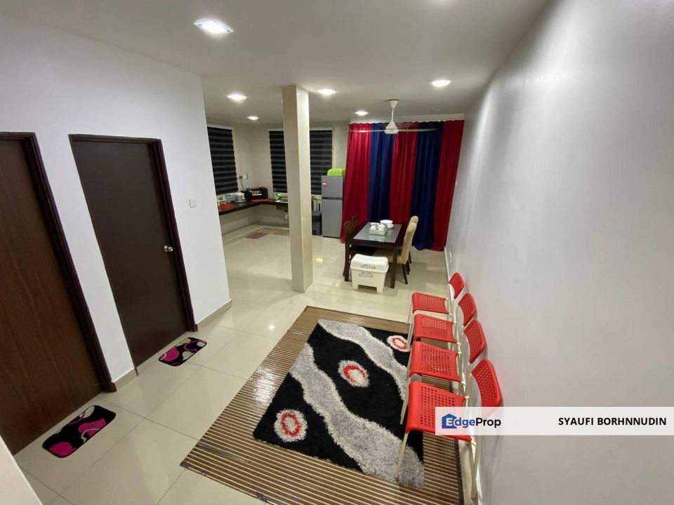 End Lot Partial Furnished Double Storey Terrace Desa Camelia , Selangor, Kajang