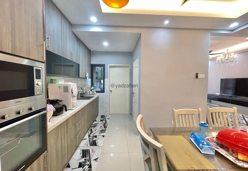 Crescent Park Townvilla