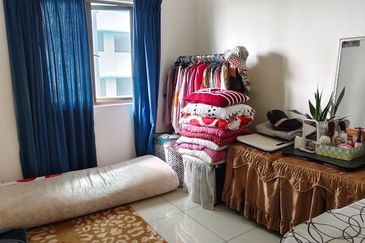 Residensi Zamrud (Zamrud Residensi)