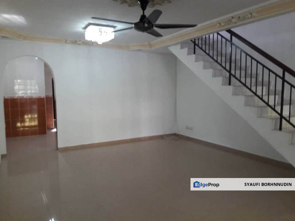 Double Storey Terrace Taman Selayang Mulia Batu Caves , Selangor, Selayang