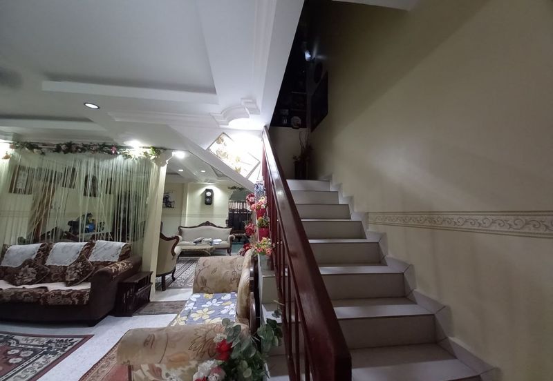 Renovated End Lot Double Storey Terrace Taman Bidara Selayang