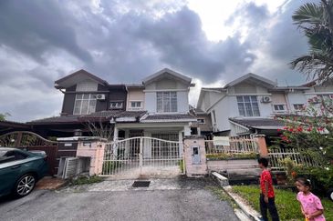 Double Storey Terrace D’Sentral Bandar Seri Putra 