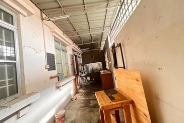 Double Storey Terrace D’Sentral Bandar Seri Putra 