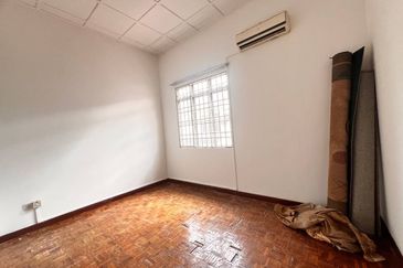 Double Storey Terrace D’Sentral Bandar Seri Putra 