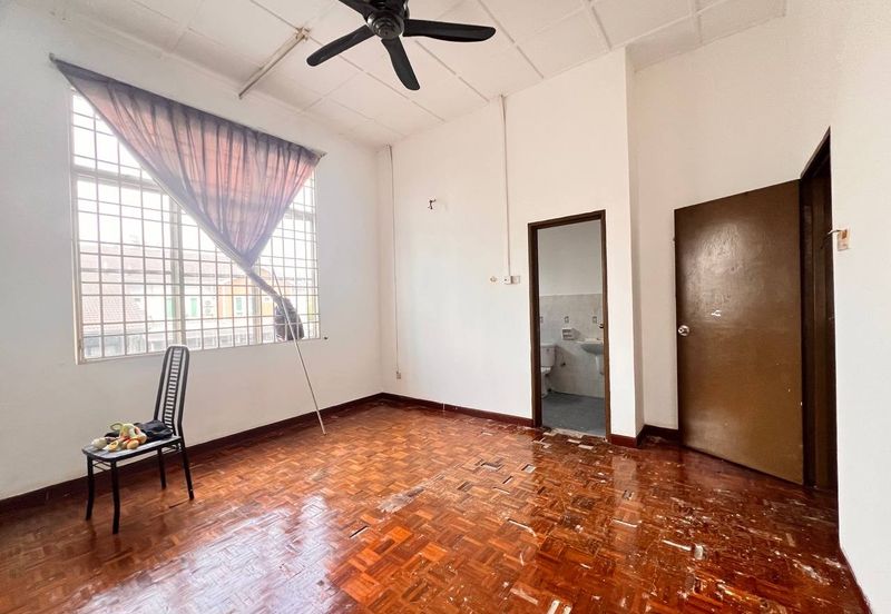 Double Storey Terrace D’Sentral Bandar Seri Putra 