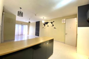 Partial Furnished D’Cerrum Apartment Setia Ecohill