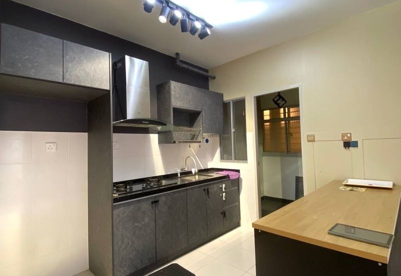 Partial Furnished D’Cerrum Apartment Setia Ecohill