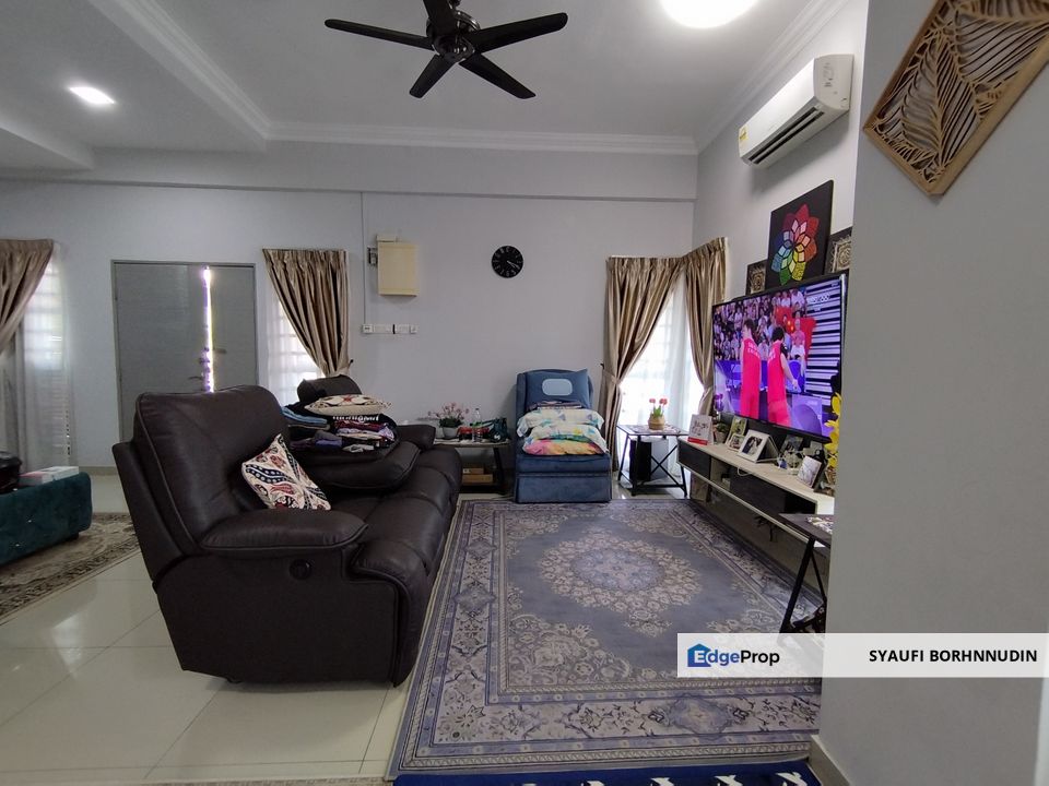 Renovated Double Storey Semi D Taman Cenderawasih Banting , Selangor, Banting