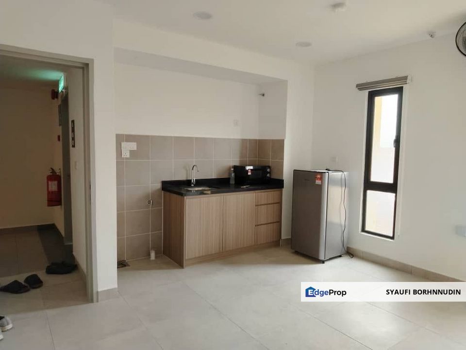 Fully Furnished Dk Impian Daamansara West Shah Alam , Selangor, Shah Alam