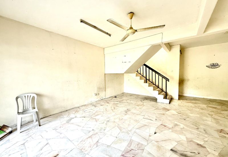 MURAH FACING OPEN Double Storey Terrace Taman Universiti Bangi 