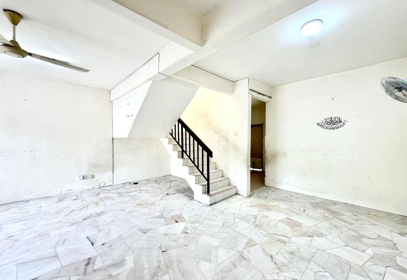 MURAH FACING OPEN Double Storey Terrace Taman Universiti Bangi 