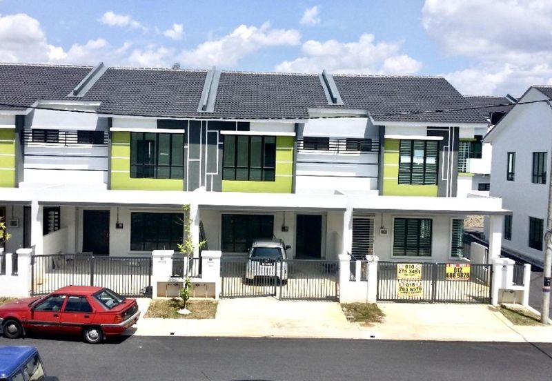 [MURAH] Double Storey Terrace Taman Parklands Beranang 